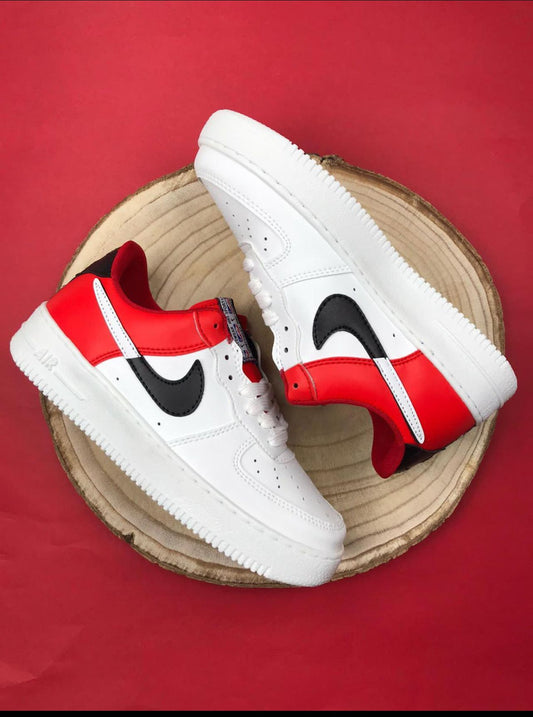 NIKE DUNK