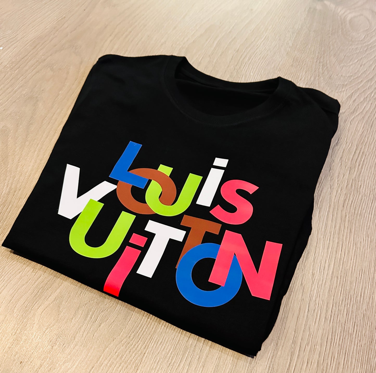 CAMISETA LV COLORES