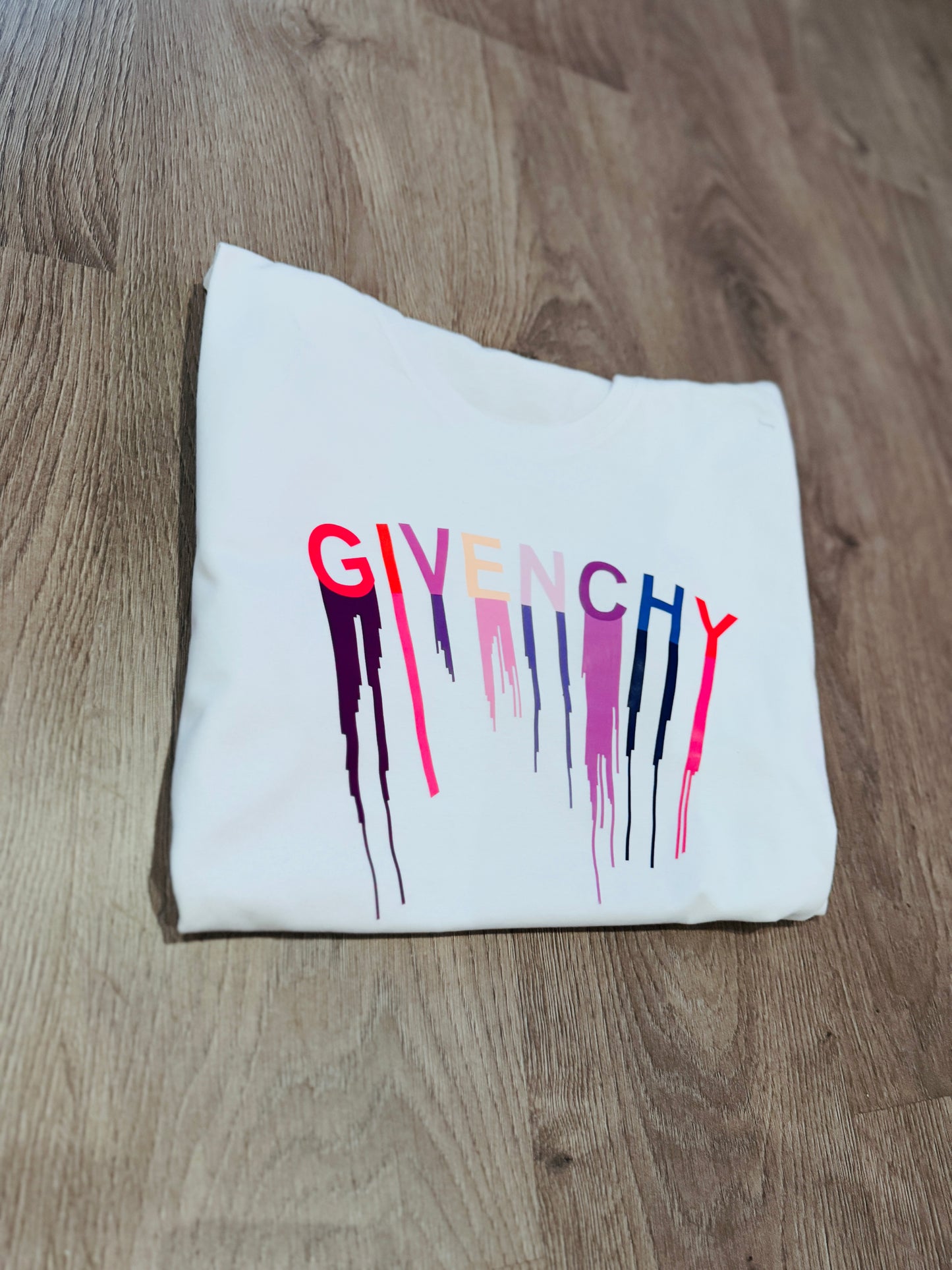 CAMISETA GIVENCHY COLORINES