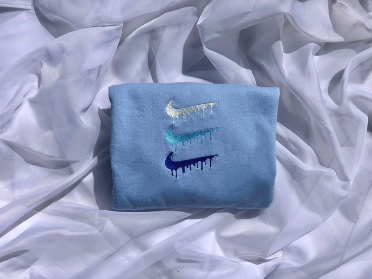 SUDADERA BORDADA N4
